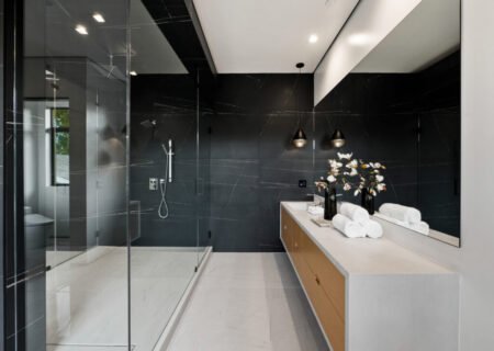 2-mdhbuilders.com-Bathroom-construction-tarzana-1-scaled